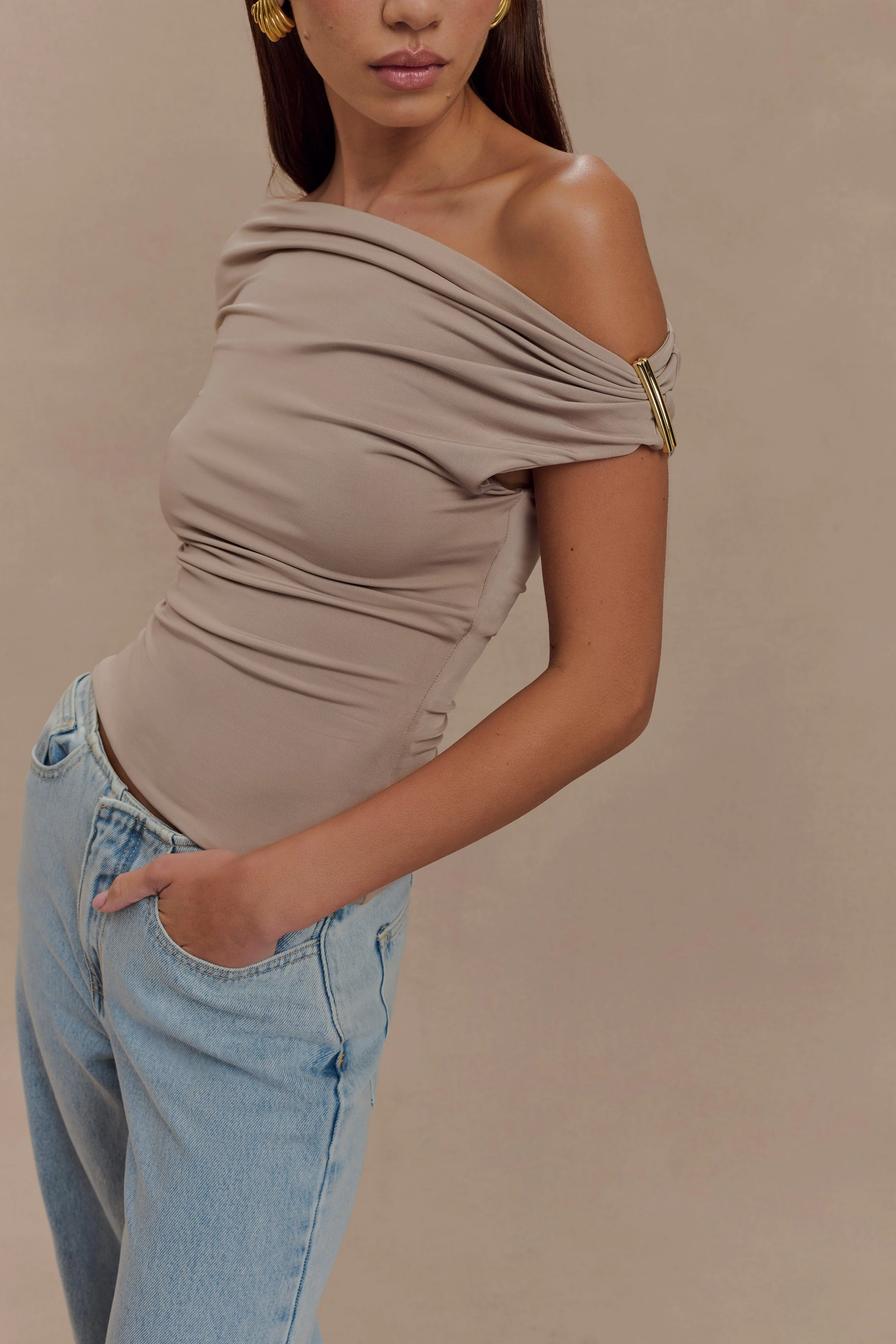 Kinsley Slinky Top With Hardware - Taupe - Image 4