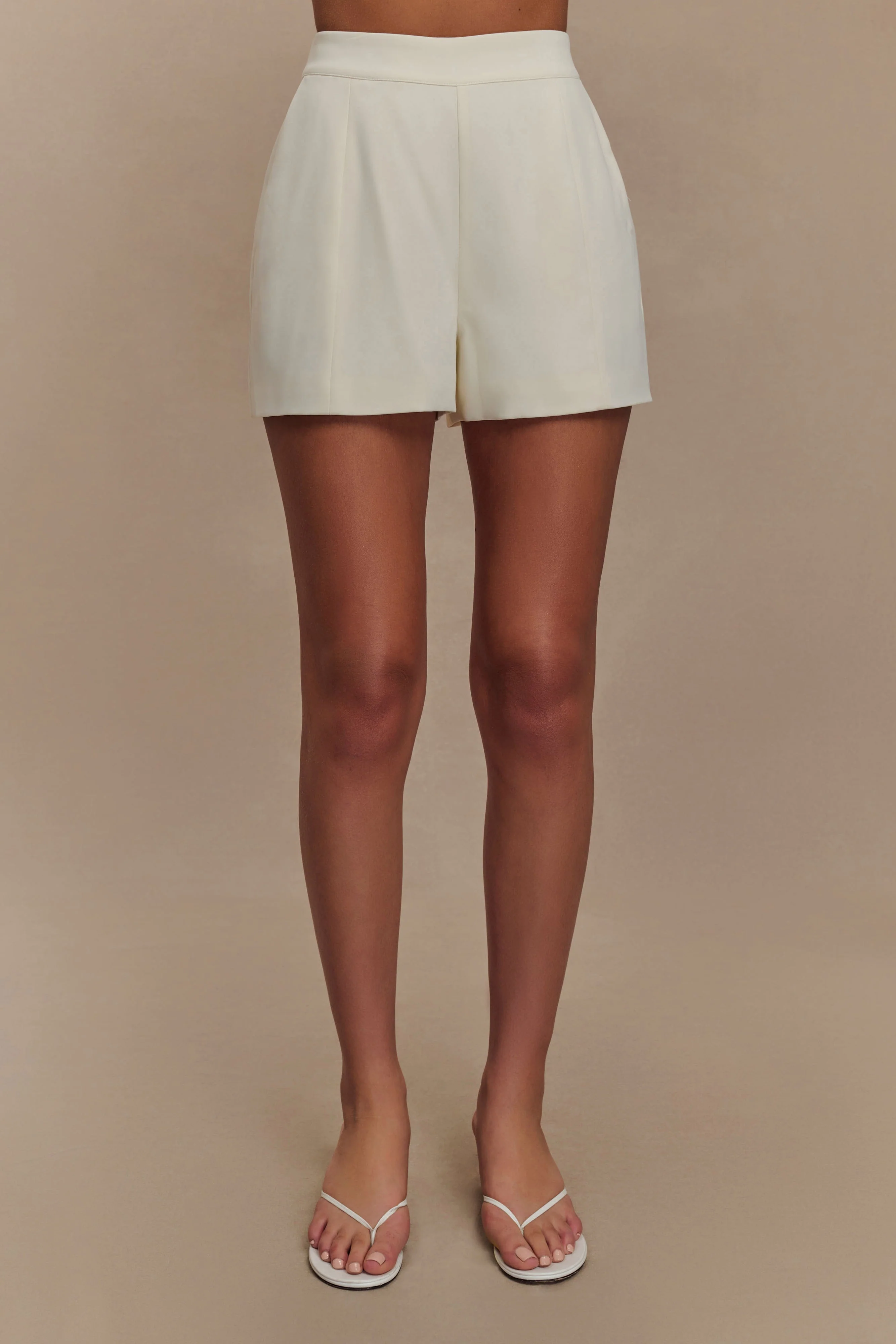 Korrie Suiting Short - Ivory - Image 5