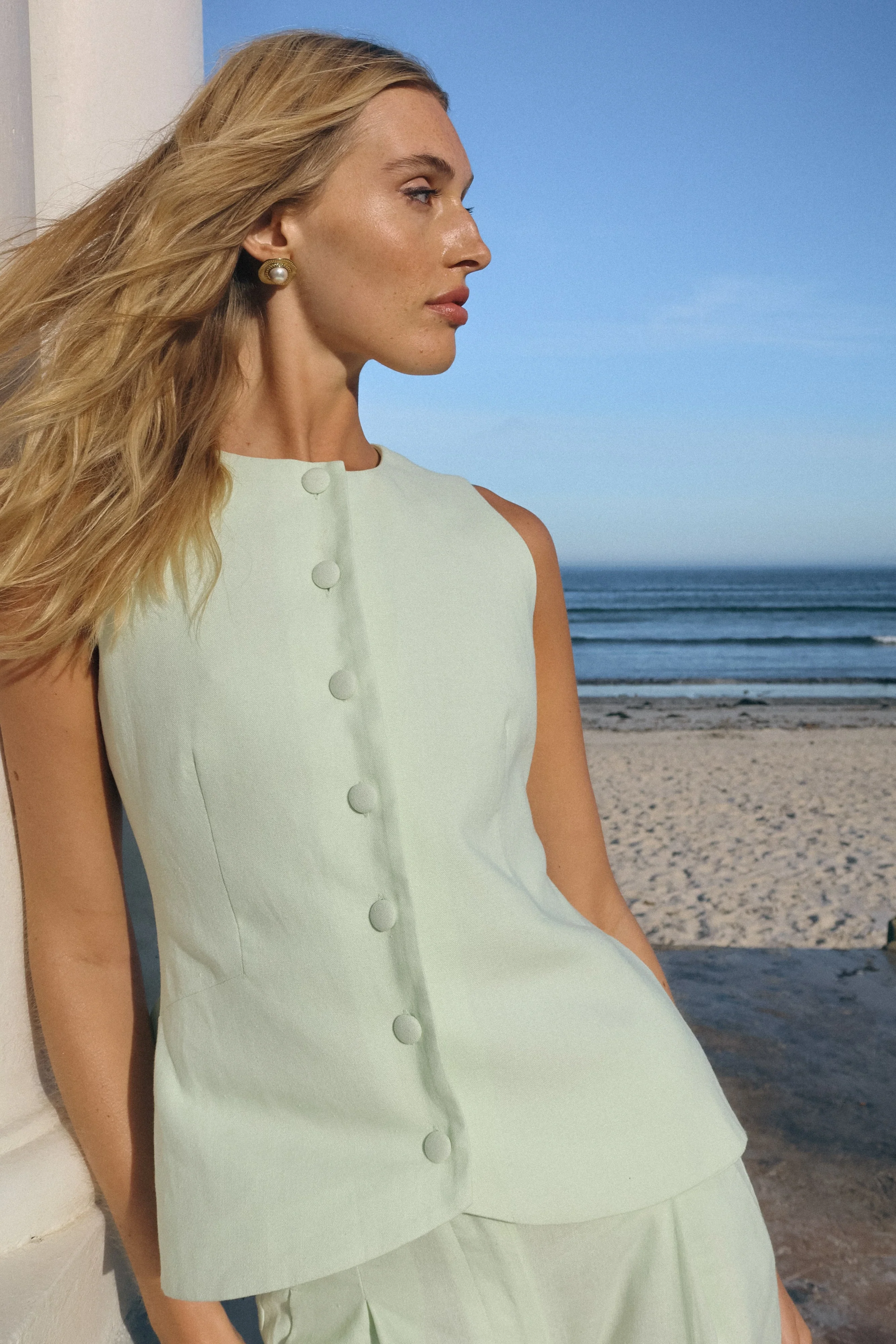 Laurence Sleeveless Linen Longline Top - Mint - Image 3