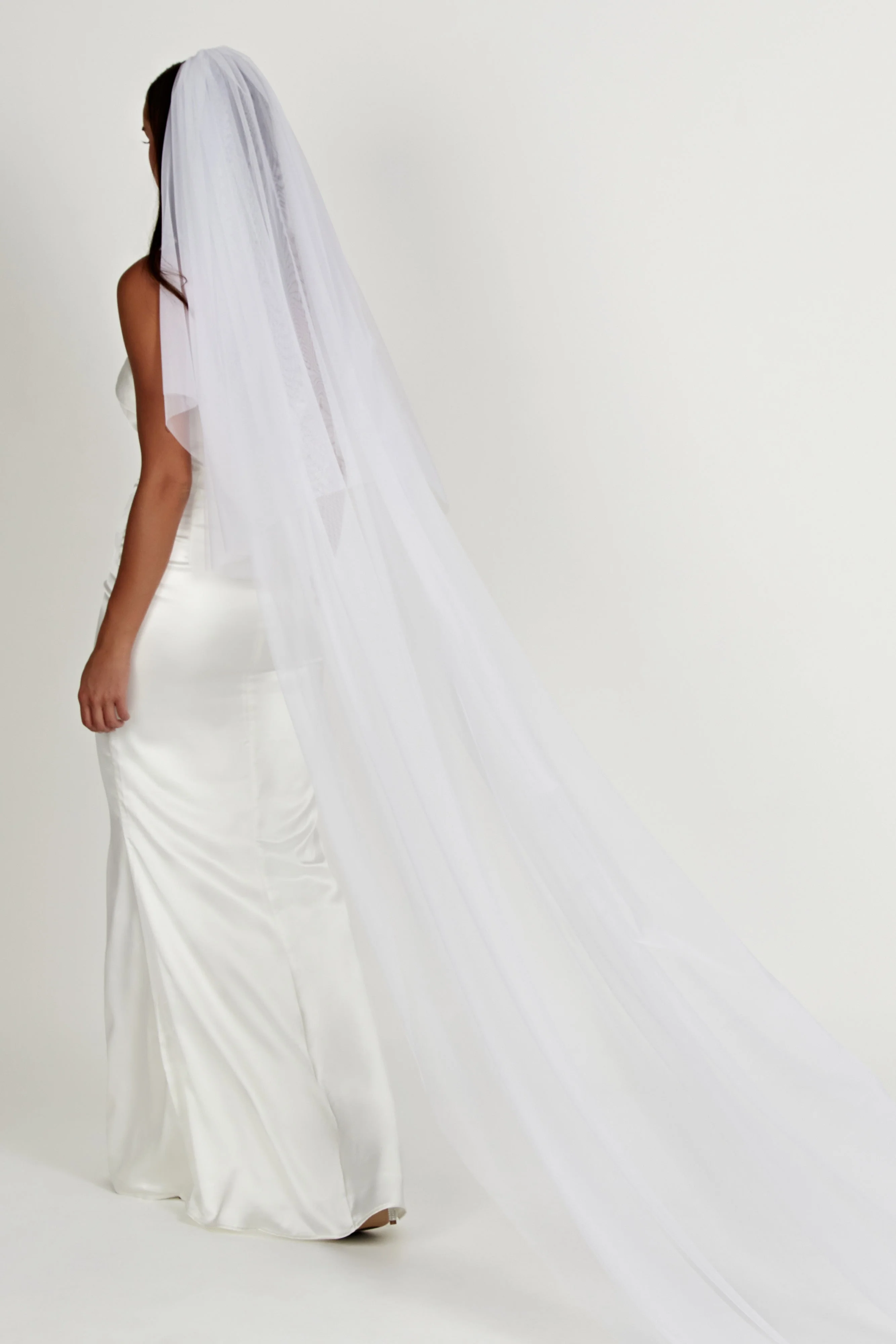 Margareta Veil - White - Image 4